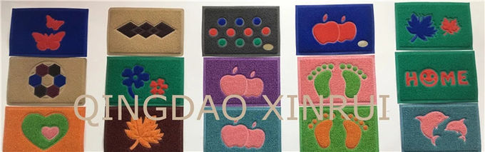 Chaîne de production de tapis d'accueil de bobine de PVC porte Mat Making Machine de pied