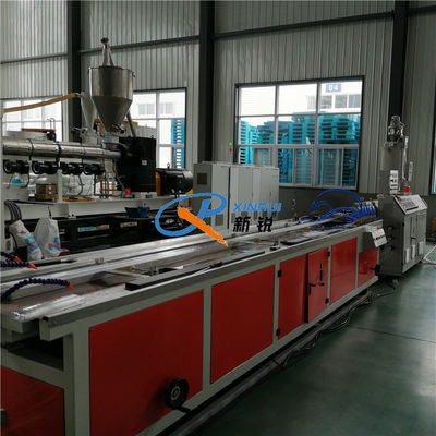 Profil en plastique de PC léger linéaire de couverture de bande de LED faisant la machine