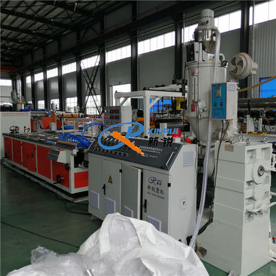 La photo de bande de mousse de picoseconde encadrent la machine en plastique décorative de profil