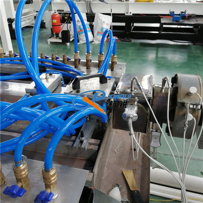Profil en plastique de PC léger linéaire de couverture de bande de LED faisant la machine