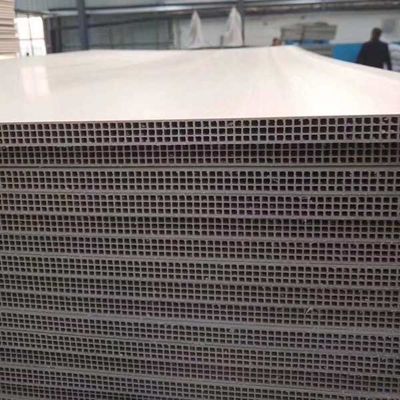 12mm pp creusent la machine de fabrication de feuille de coffrage