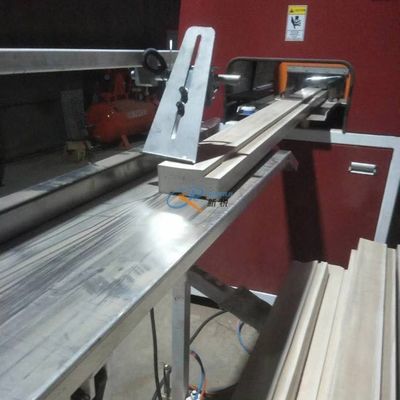 Machine solide d'extrusion de profil de cadre de porte de PVC de SJSZ WPC