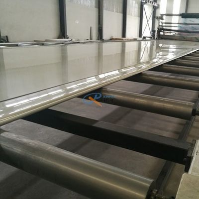 les bateaux pp de poissons de 3600mm 40mm couvrent faire la machine
