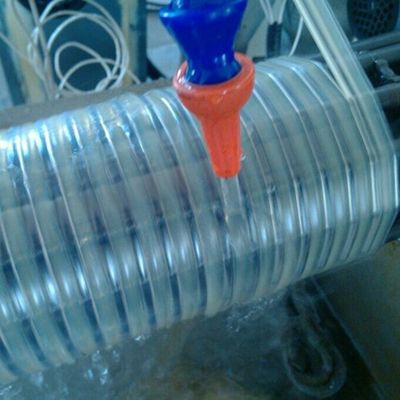 tuyau en plastique de tuyau en spirale d'aspiration de PVC de 30m faisant la machine