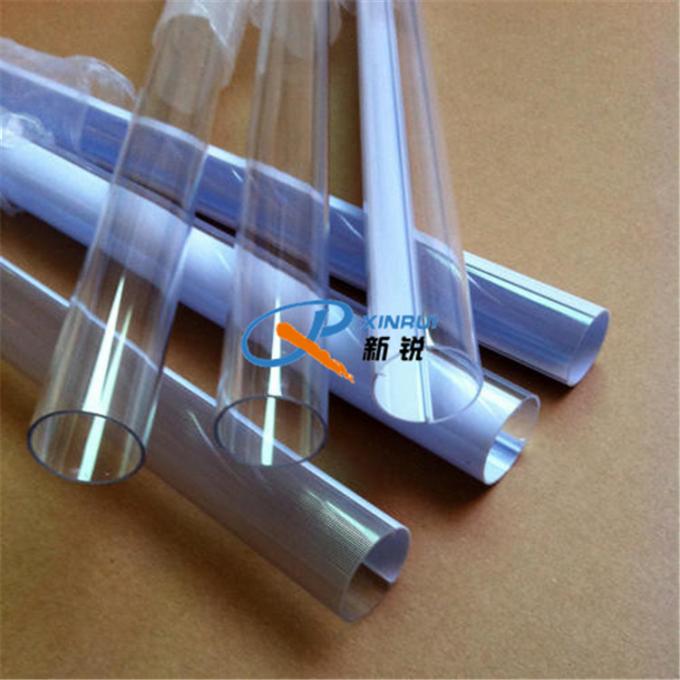 Le CE a approuvé la machine en plastique de profil de PC de profil de couverture de LED