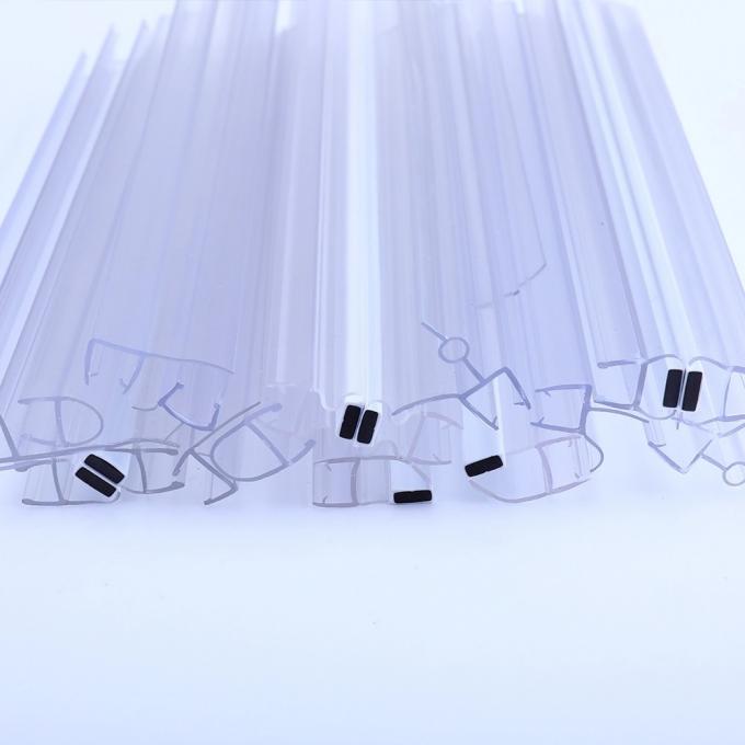 Le CE a approuvé la machine en plastique de scellage molle de profil de bande de PVC